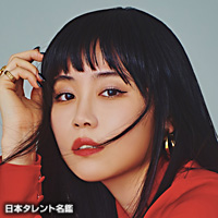 鷲尾 伶菜 日本タレント名鑑